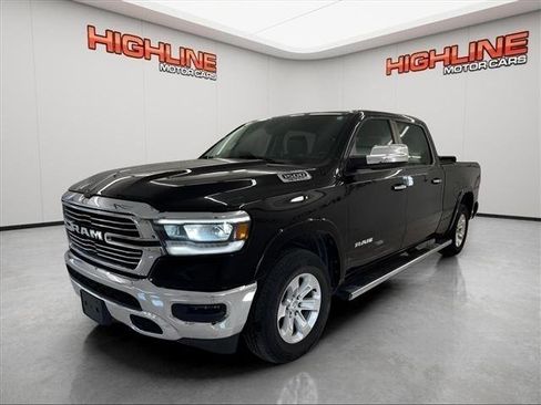 Used 2019 RAM 1500 Laramie AWD/4WD image 1