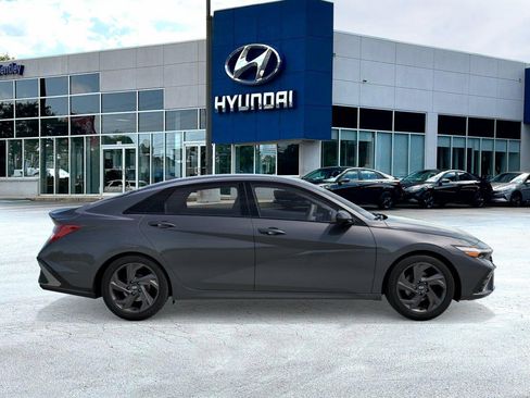 New 2026 Hyundai Elantra Sport image 7