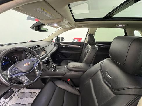 Used 2019 Cadillac XT5 Luxury FWD image 13
