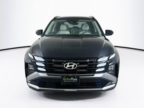 Used 2025 Hyundai Tucson SEL FWD image 2