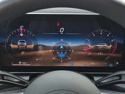 Certified 2025 Mercedes-Benz GLC 300 image 25