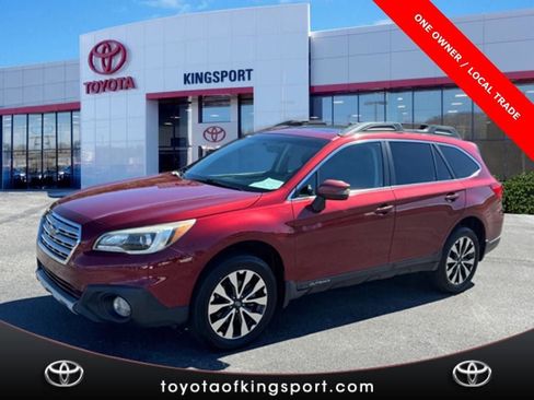 Used 2017 Subaru Outback 2.5i Limited image 1