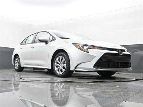 New 2026 Toyota Corolla LE image 23