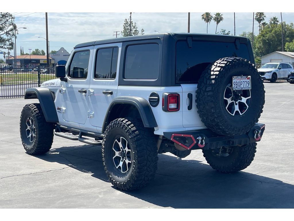 Used 2022 Jeep Wrangler Unlimited Rubicon AWD/4WD image 3