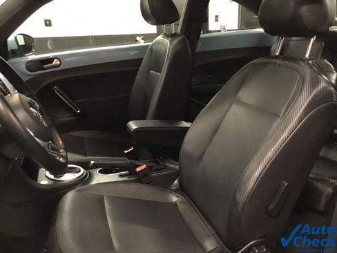 Used 2012 Volkswagen Beetle 2.5 FWD image 21