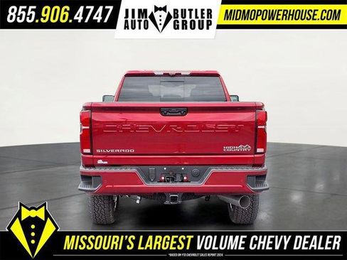 New 2026 Chevrolet Silverado 3500 High Country w/ High Country Premium Package AWD/4WD image 4