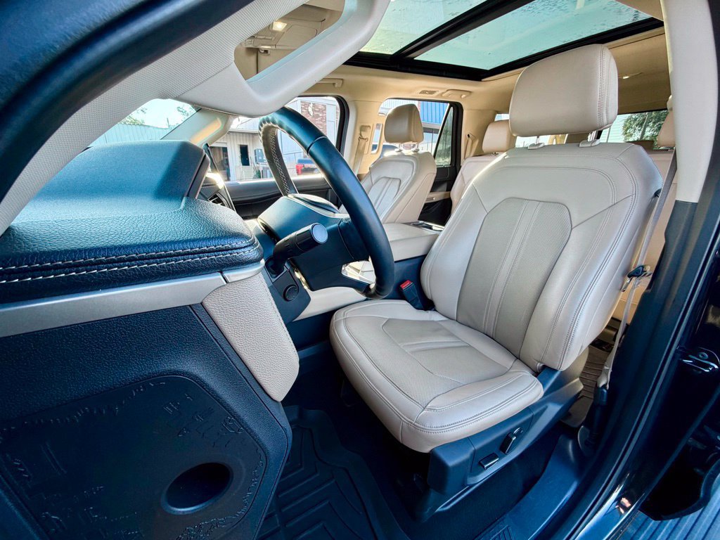 Used 2024 Ford Expedition Max Limited RWD image 17
