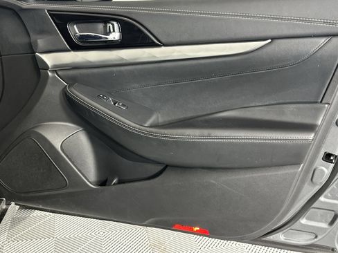 Used 2020 Nissan Maxima 3.5 SL w/ Floor Mat Group FWD image 31