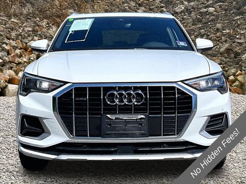Used 2019 Audi Q3 2.0T Premium w/ Convenience Package AWD/4WD image 3