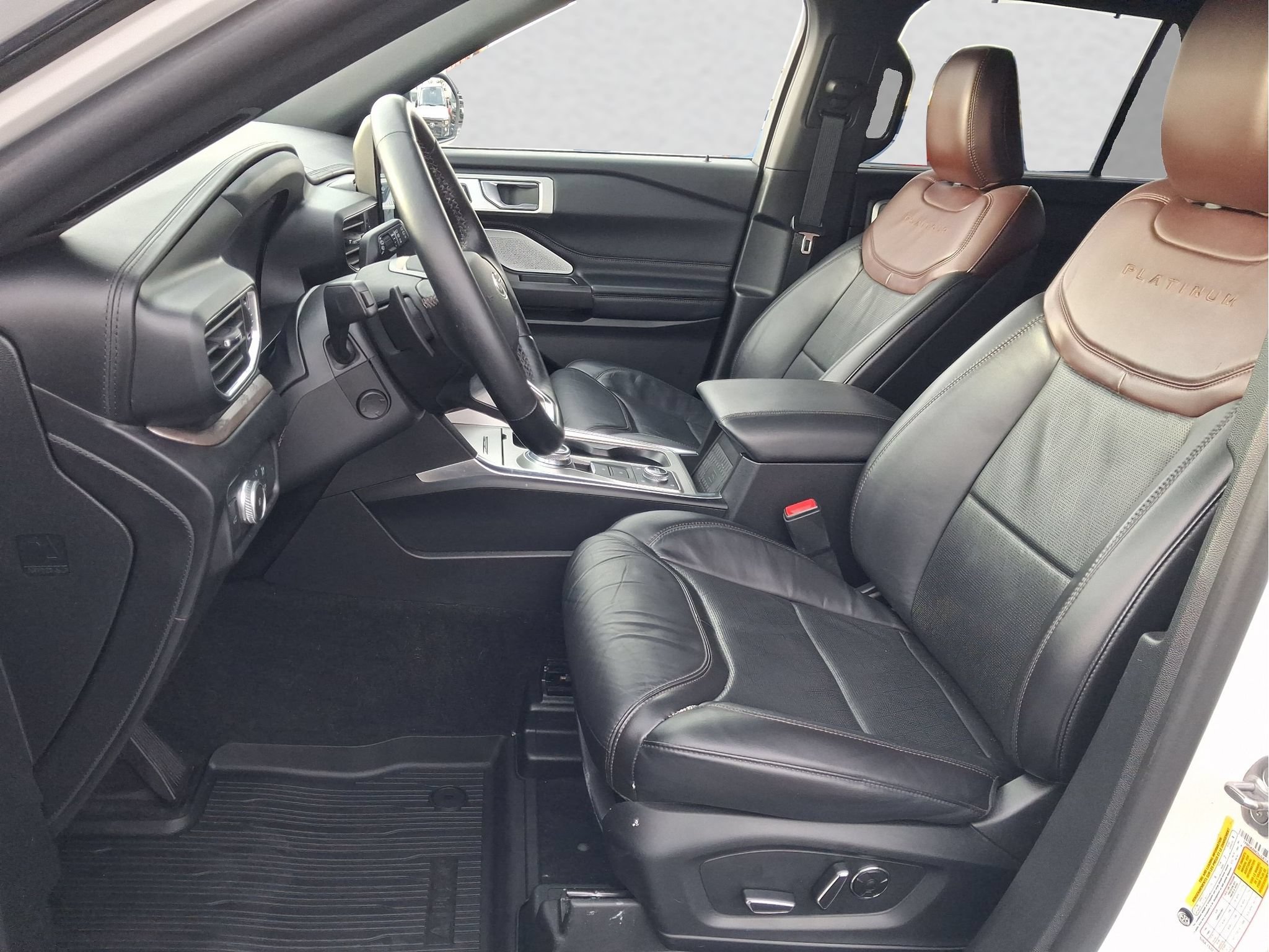 Used 2020 Ford Explorer Platinum AWD/4WD image 10