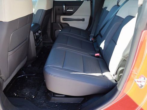 New 2026 GMC Hummer EV SUV image 17