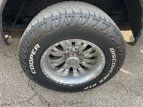 Used 2011 Ford F250 XLT w/ Advanced Security Group image 9