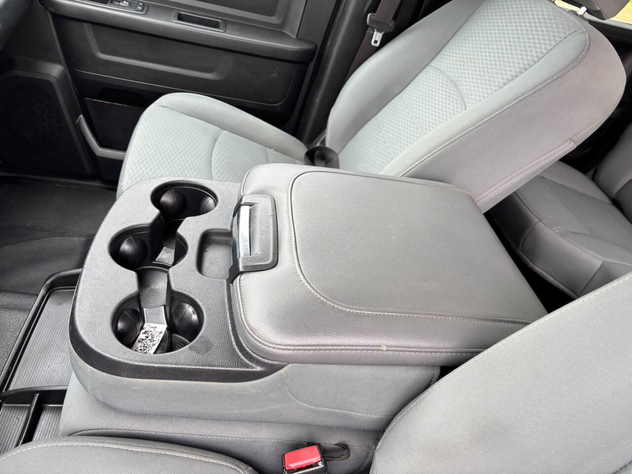 Used 2017 RAM 2500 Tradesman w/ Chrome Appearance Group AWD/4WD image 11