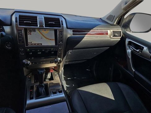 Used 2019 Lexus GX 460 Premium AWD/4WD image 10
