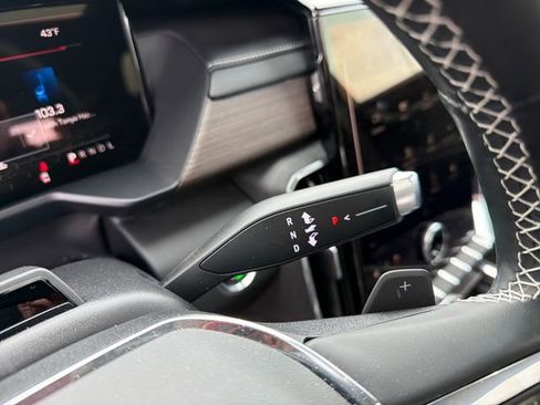 Used 2024 GMC Acadia Denali w/ Super Cruise Package image 28