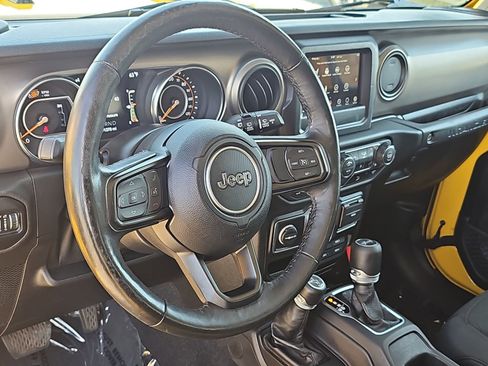 Used 2020 Jeep Wrangler Unlimited Willys image 15