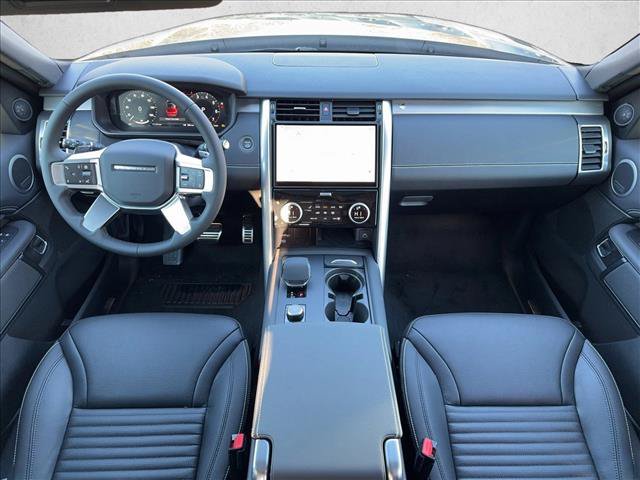 New 2025 Land Rover Discovery Dynamic SE AWD/4WD image 9