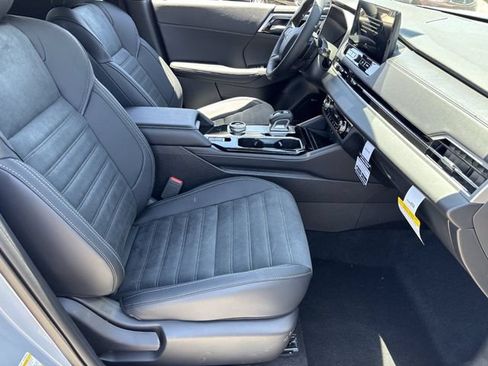 New 2026 Mitsubishi Outlander SE FWD image 11