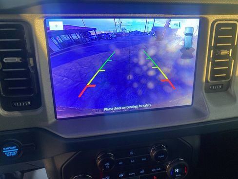 Used 2024 Ford Bronco Outer Banks w/ Sasquatch Package image 28