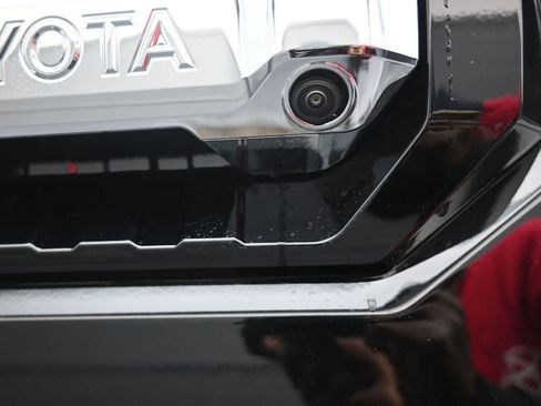New 2026 Toyota Tundra Limited AWD/4WD image 39