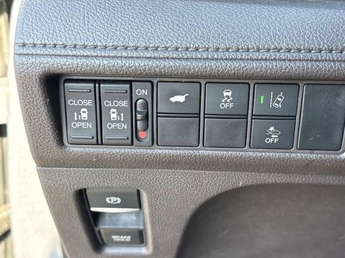 Used 2020 Honda Odyssey EX-L image 21