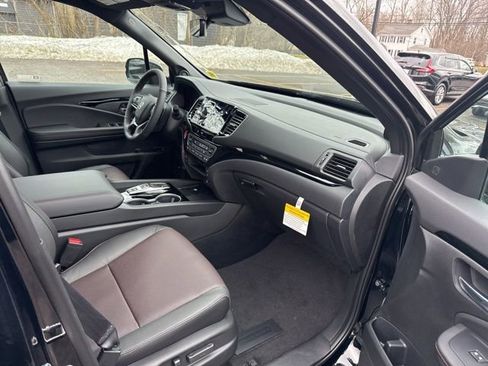 New 2026 Honda Ridgeline Black Edition image 12
