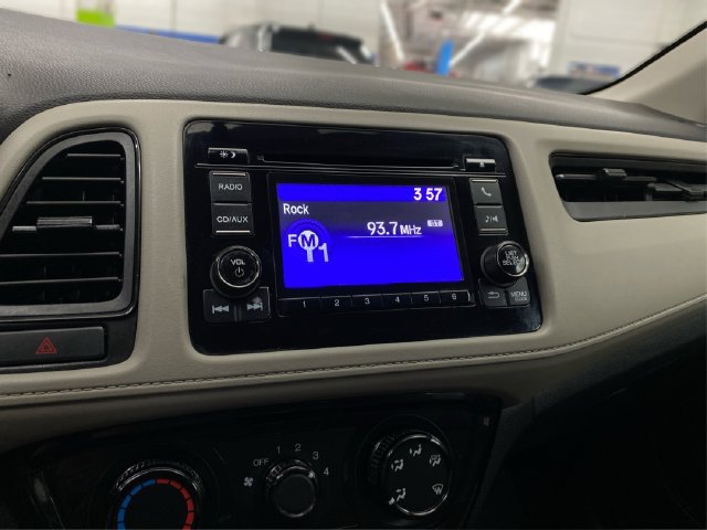 Used 2018 Honda HR-V LX image 28