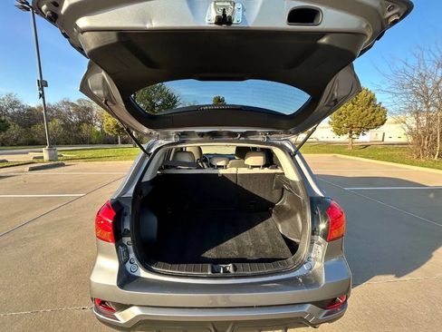 Used 2018 Mitsubishi Outlander Sport ES FWD image 10