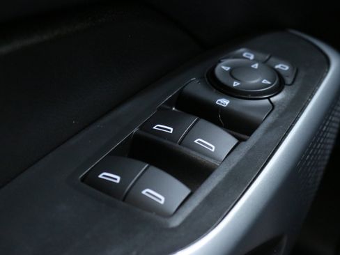 Used 2024 Chevrolet Trax LS image 17