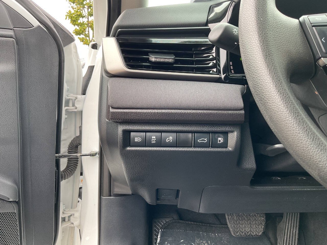 Used 2025 Toyota Camry LE FWD image 16