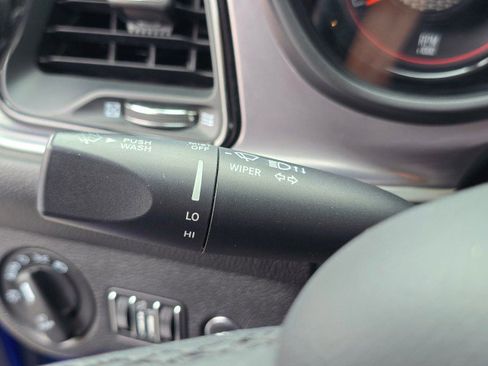 Used 2019 Dodge Challenger SXT w/ Driver Convenience Group image 39