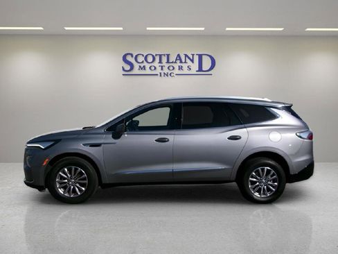 Used 2024 Buick Enclave Premium image 1