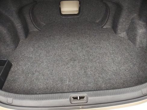 Used 2009 Toyota Camry FWD image 18