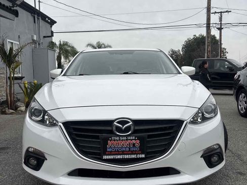 Used 2016 MAZDA MAZDA3 i Grand Touring image 3