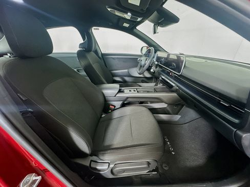 Used 2024 Hyundai Ioniq 6 SE RWD image 33