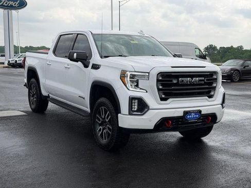 Used 2021 GMC Sierra 1500 AT4 w/ AT4 Preferred Package AWD/4WD image 3
