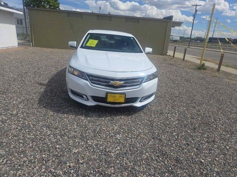 Used 2015 Chevrolet Impala LT w/ Convenience Package FWD image 8