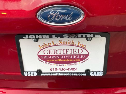 Used 2016 Ford Focus SE w/ SE Sport Package FWD image 26
