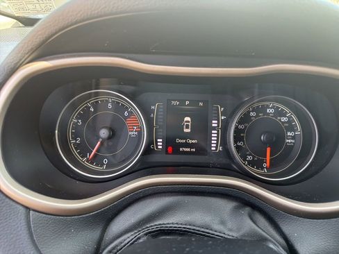 Used 2016 Jeep Cherokee Latitude image 20