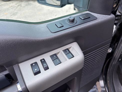 Used 2016 Ford F350 Lariat w/ Lariat Ultimate Package image 40