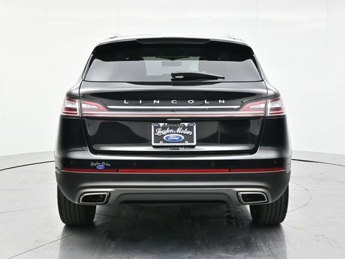 Used 2022 Lincoln Nautilus Reserve AWD/4WD image 6