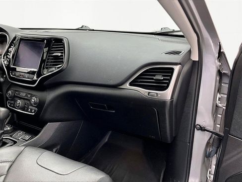 Used 2021 Jeep Cherokee Limited w/ Elite Package image 17