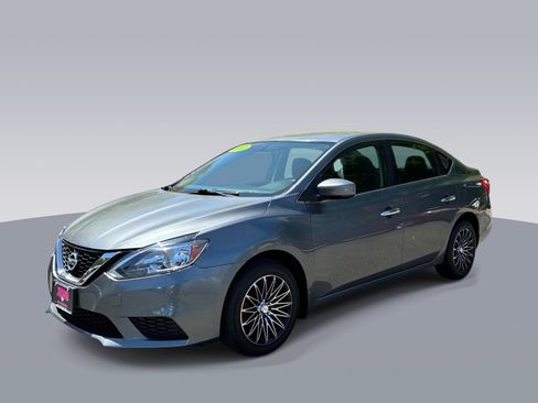 Used 2017 Nissan Sentra S FWD image 2