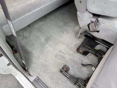 Used 1995 Ford F250 XLT image 56