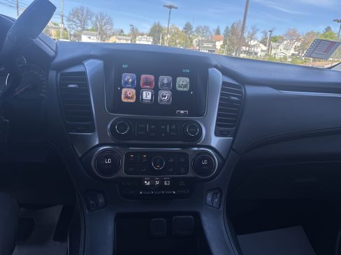 Used 2015 Chevrolet Tahoe LT AWD/4WD image 25