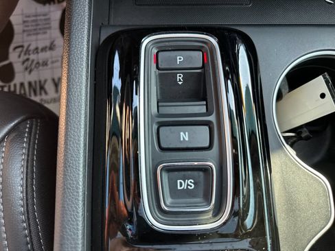 Used 2024 Honda Pilot Touring image 27