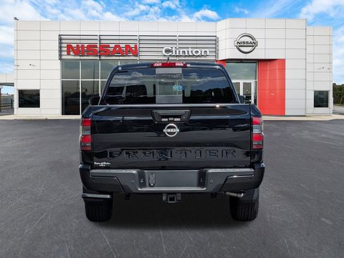 New 2026 Nissan Frontier SV w/ Tow Package image 4