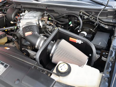 Used 2004 Ford F150 Lightning RWD image 27