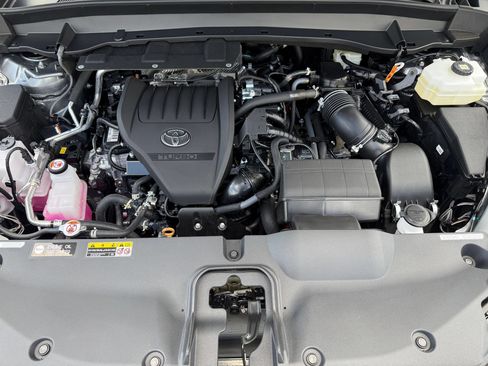 Used 2026 Toyota Grand Highlander AWD Hybrid image 33