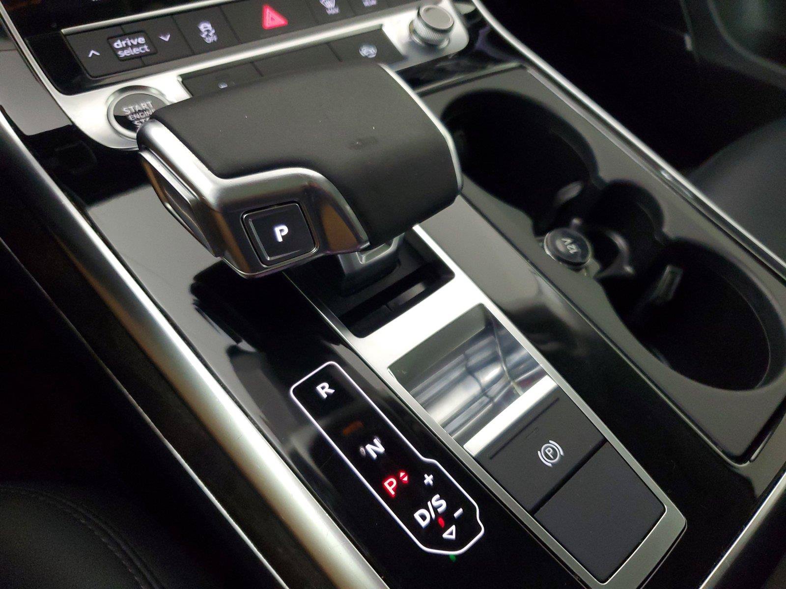 Used 2021 Audi Q7 3.0T Premium Plus w/ Premium Plus Package AWD/4WD image 32